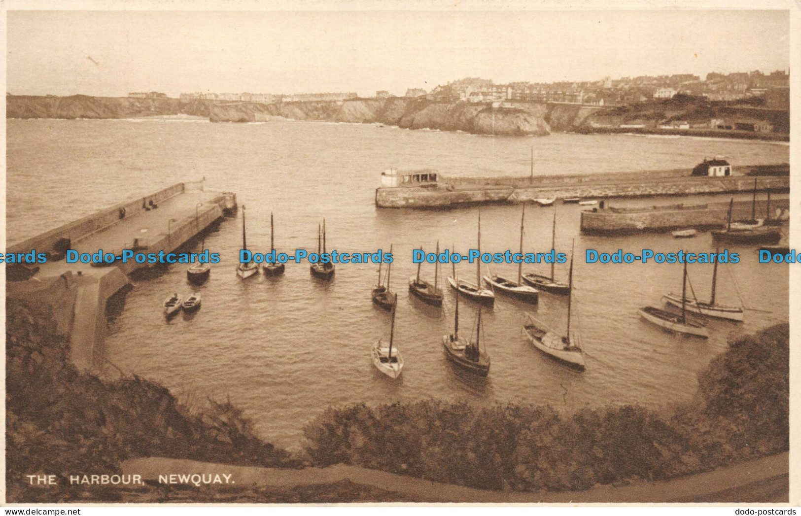 R076173 The Harbour. Newquay