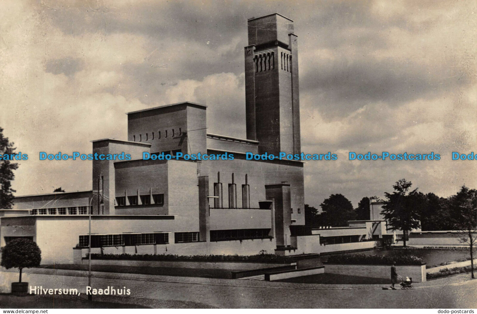 R146347 Hilversum. Raadhuis. RP