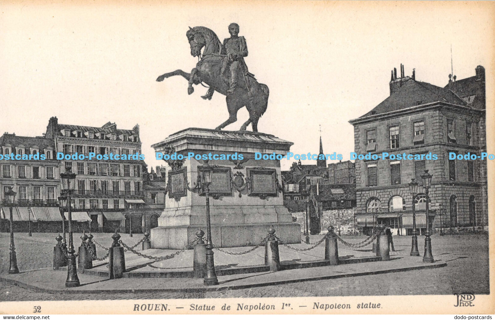 R169806 Rouen. Statue de Napoleon Ier. Napoleon statue. ND. Phot. Anciens Etab.