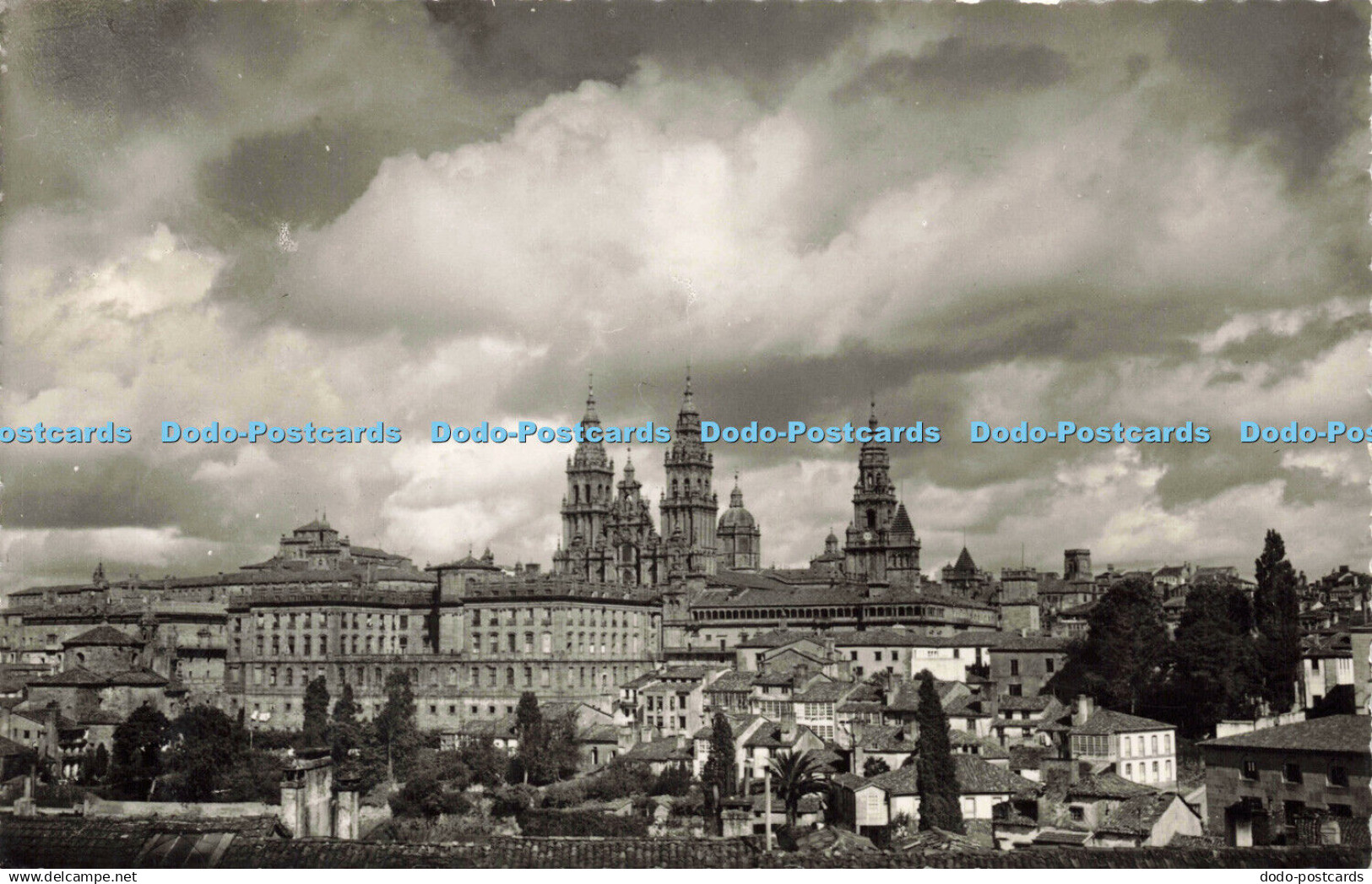 R213362 Santiago de Compostela Incomplete sight Lujo Zaragoza 1956