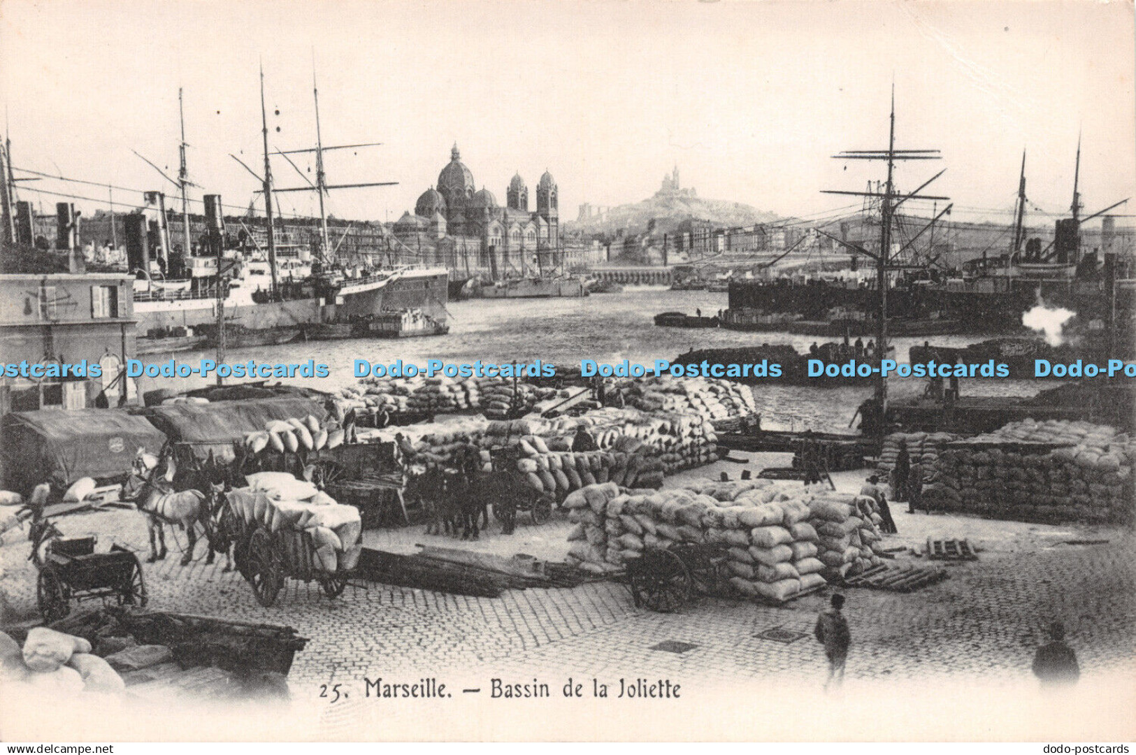 R245470 Marseille Bassin de la Joliette Postcard