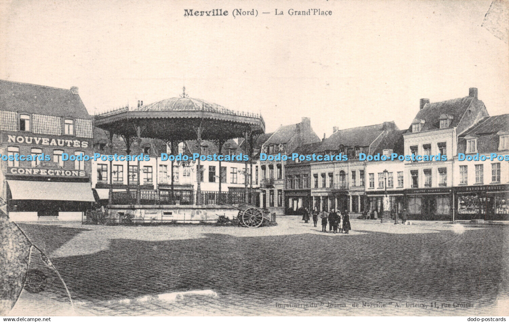 R281324 Merville Nord La Grand Place A Thiriat A Drieux