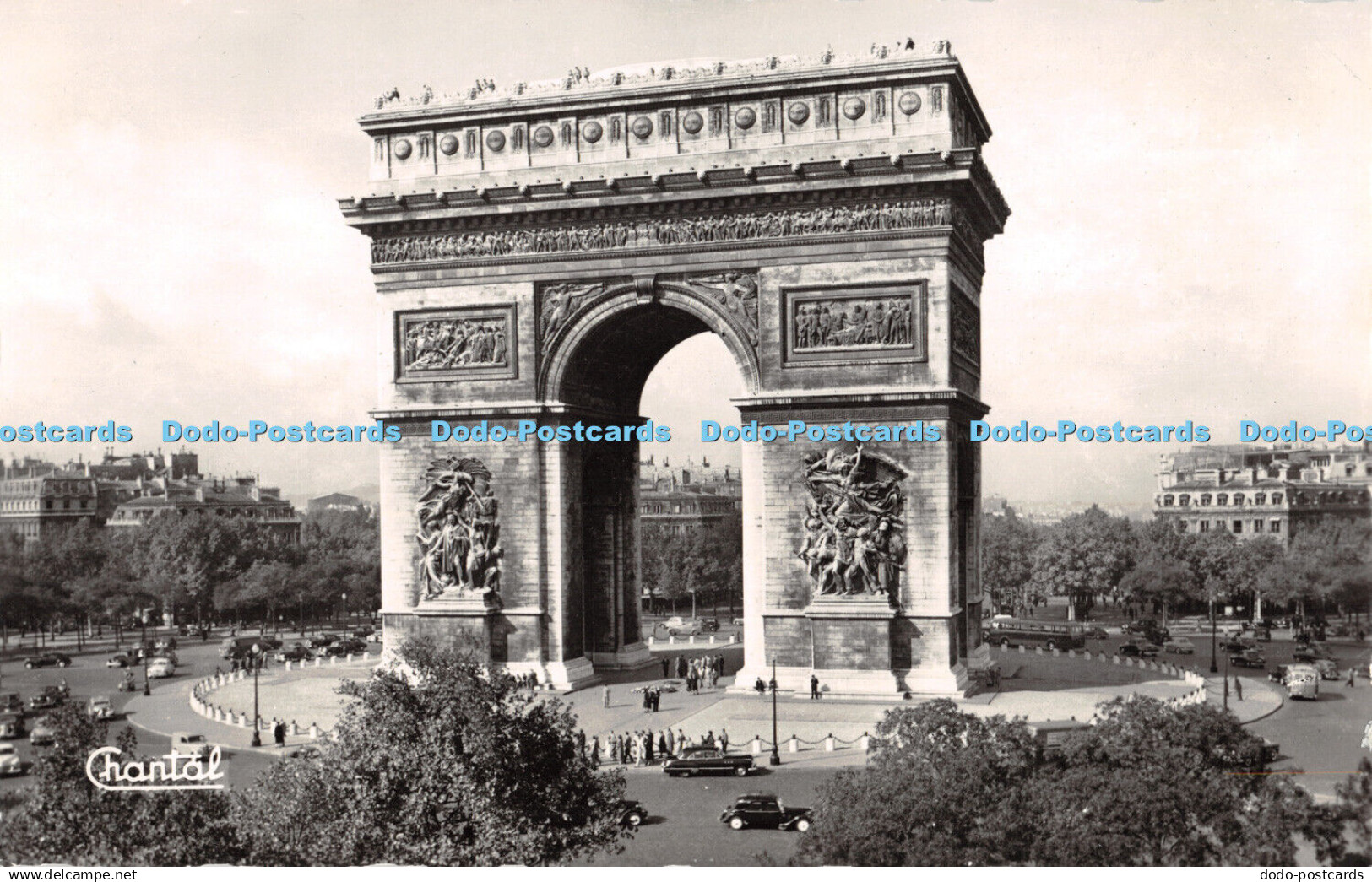 R282980 11 Paris LArc de Triomphe et la Place de lEtoile Chantal