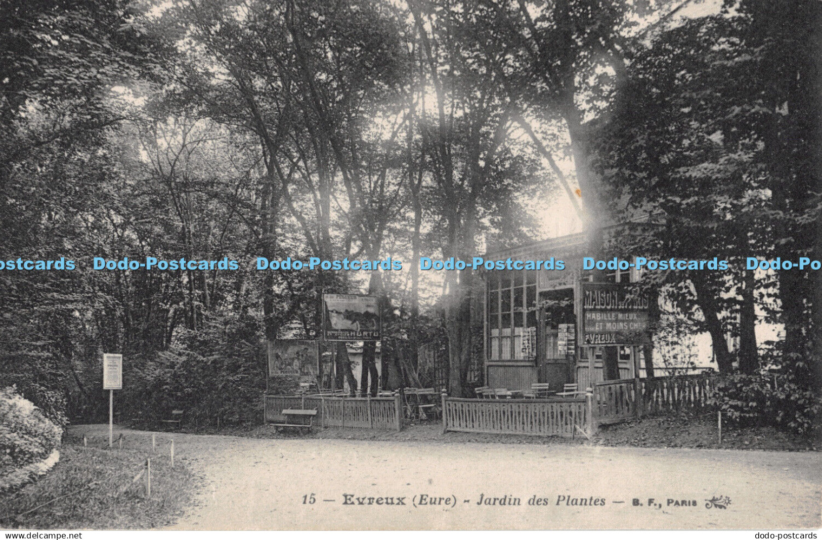 R293987 Evreux Eure 15 Jardin des Plantes B F Paris Carte Postale