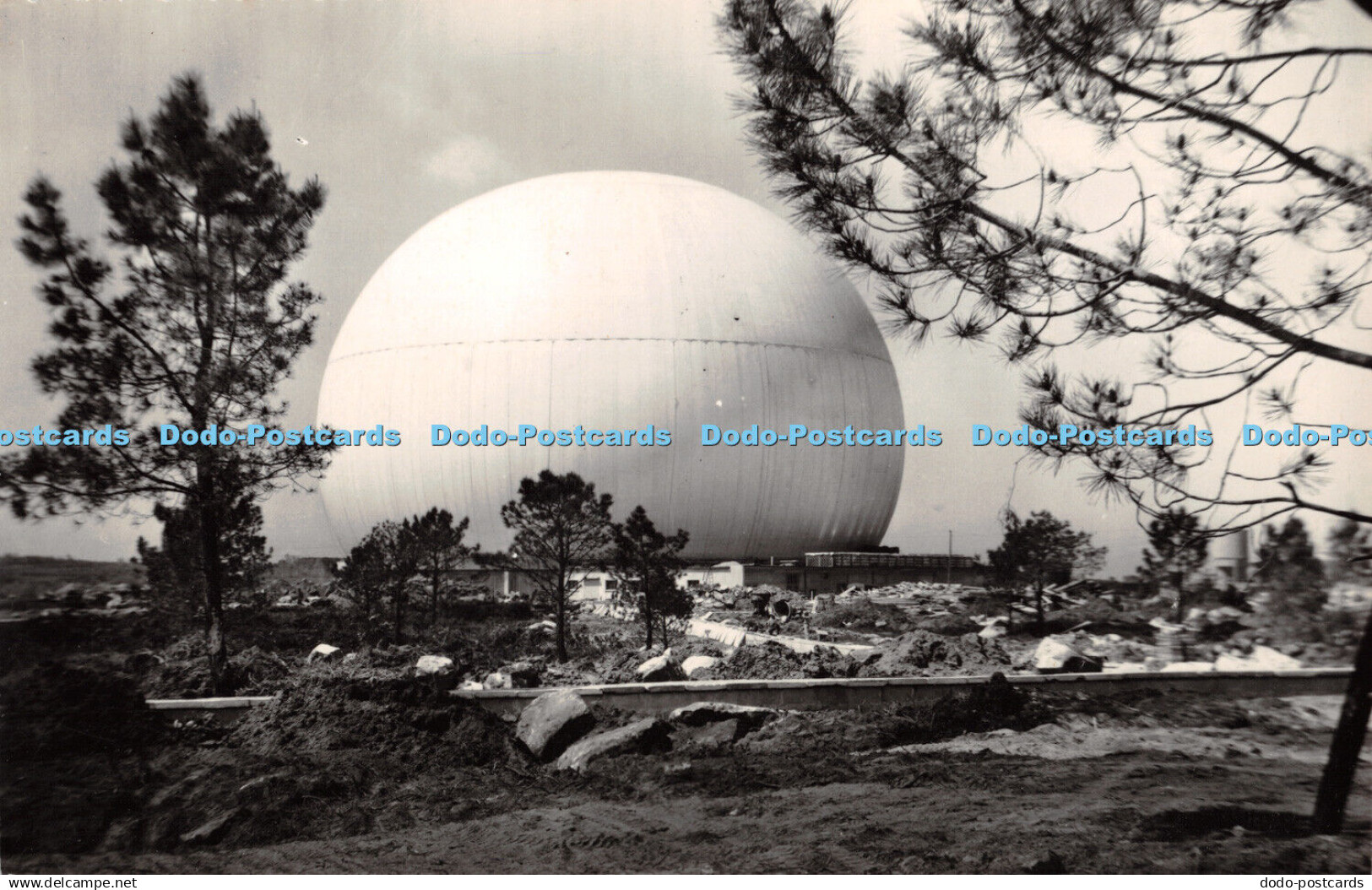 R326361 A Pleumeur Bodou Station de television spatiale transatlantique d Art Ja