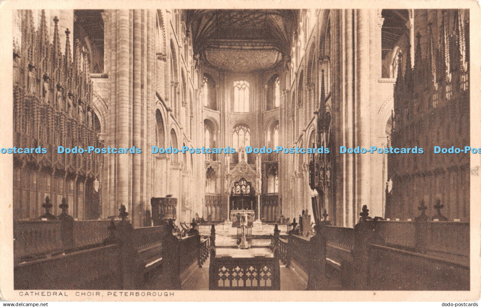 R347404 Peterborough Cathedral Choir Postcard