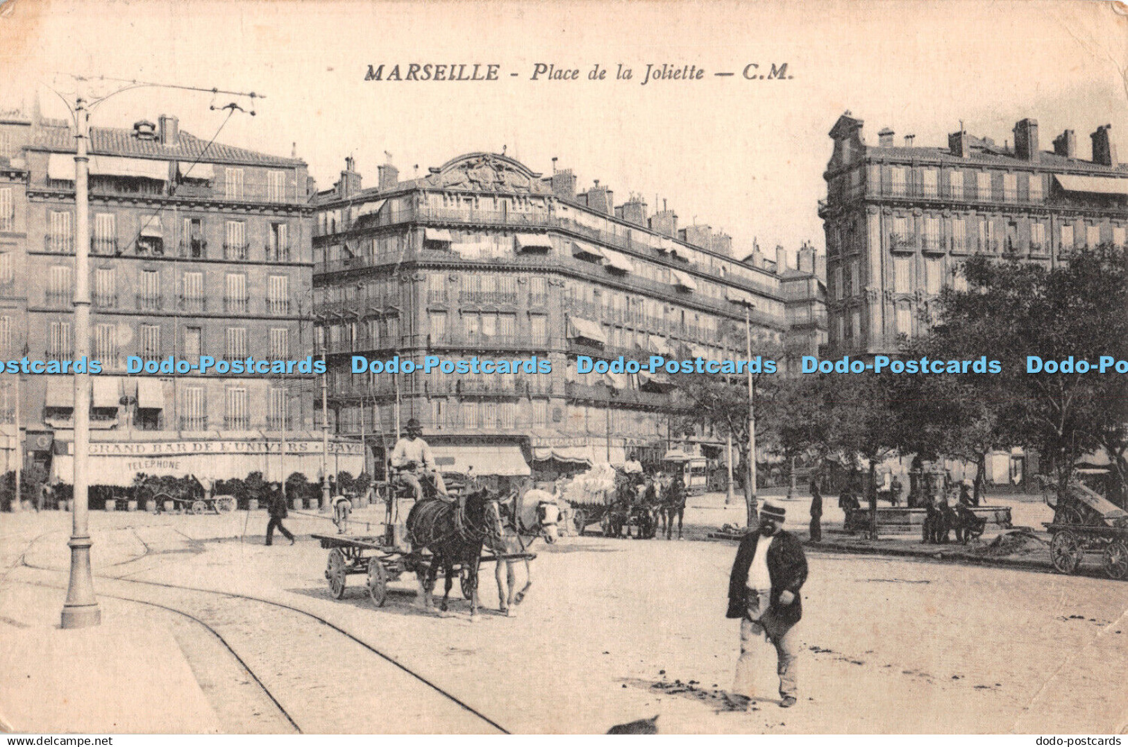 R373572 Marseille Place de la Joliette C M 1919