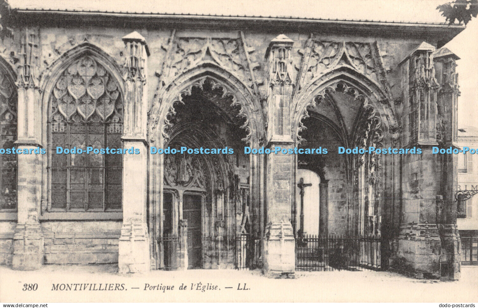 R447844 Montivilliers Portique de l Eglise LL 380