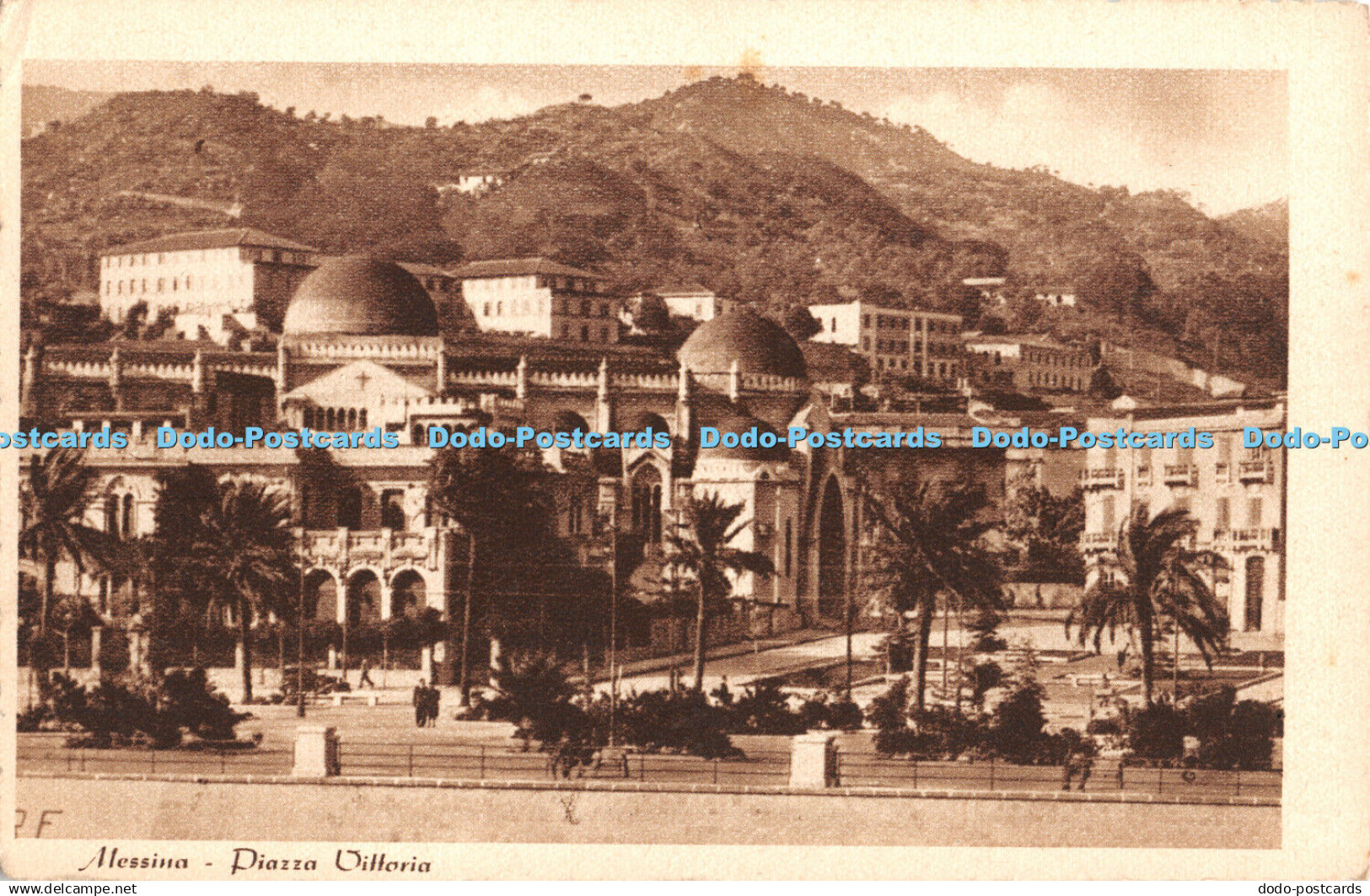 R455785 Messina Piazza Vittoria Carisme