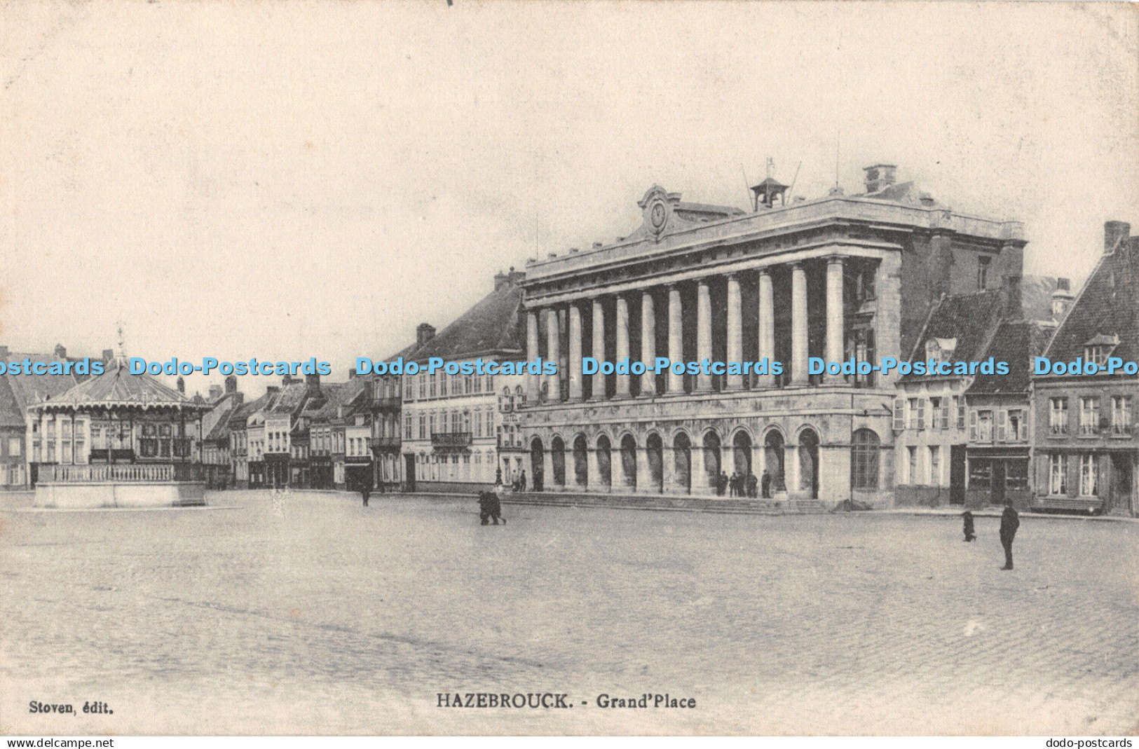 R456081 Hazebrouck Grand Place Stoven