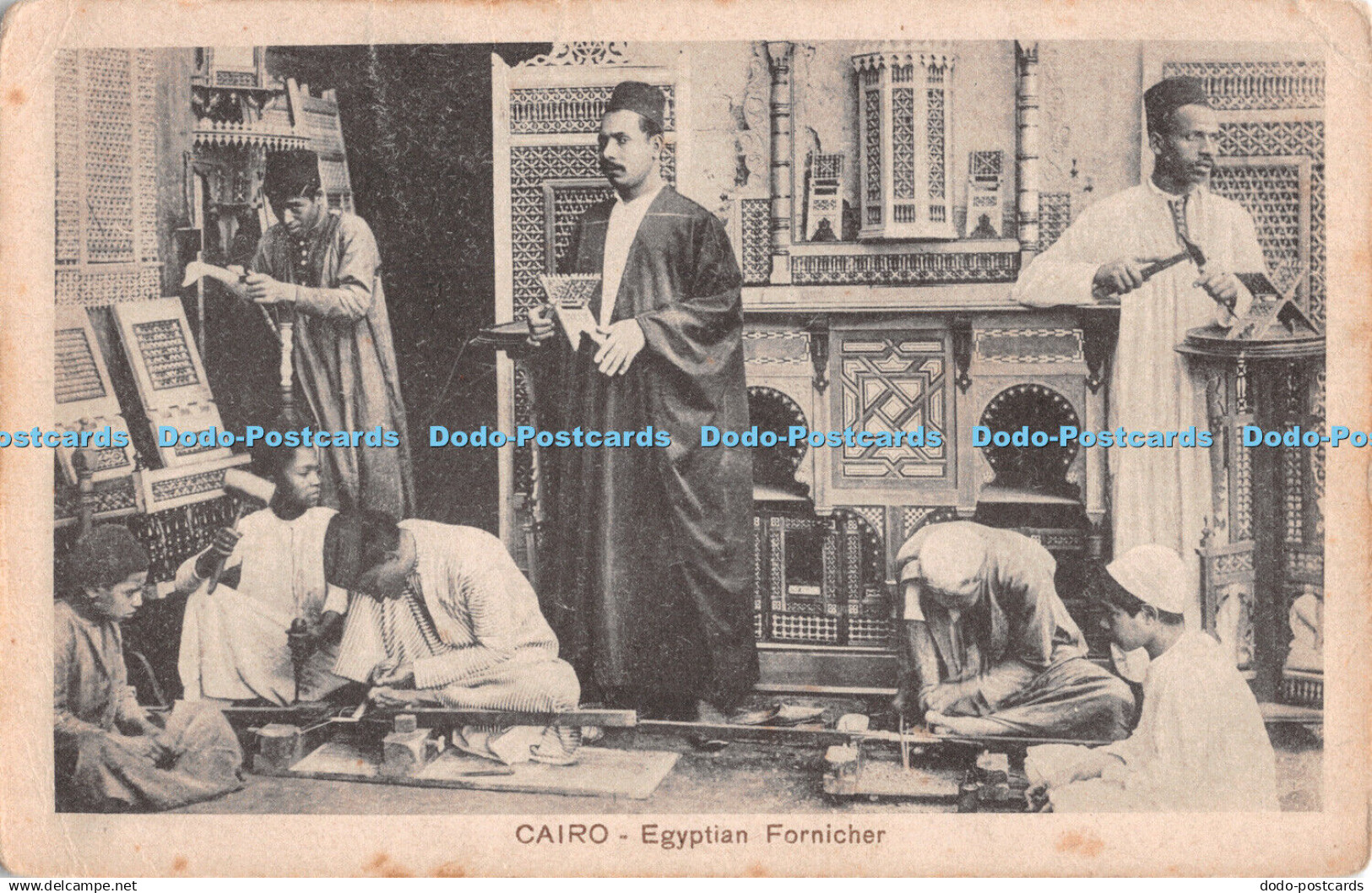 R492135 Cairo Egyptian Fornicher Cairo Postcard Trust Serie 627