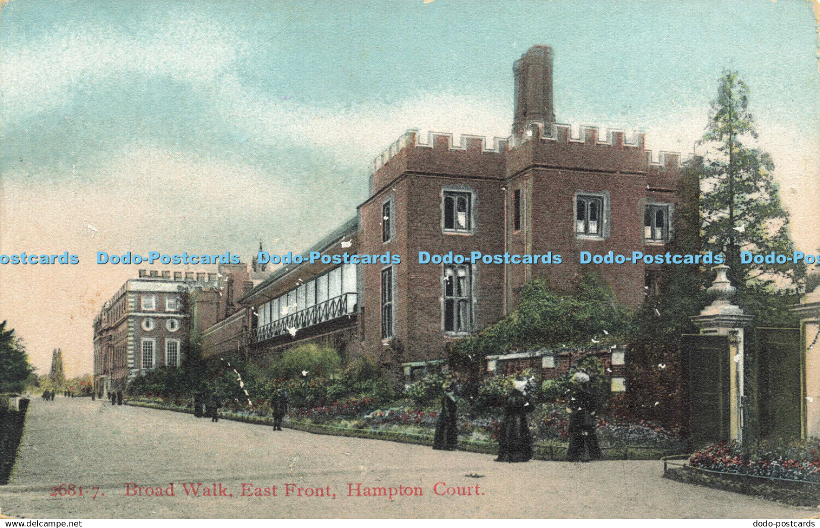R588832 2681 7 Broad Walk East Front Hampton Court Hartmann