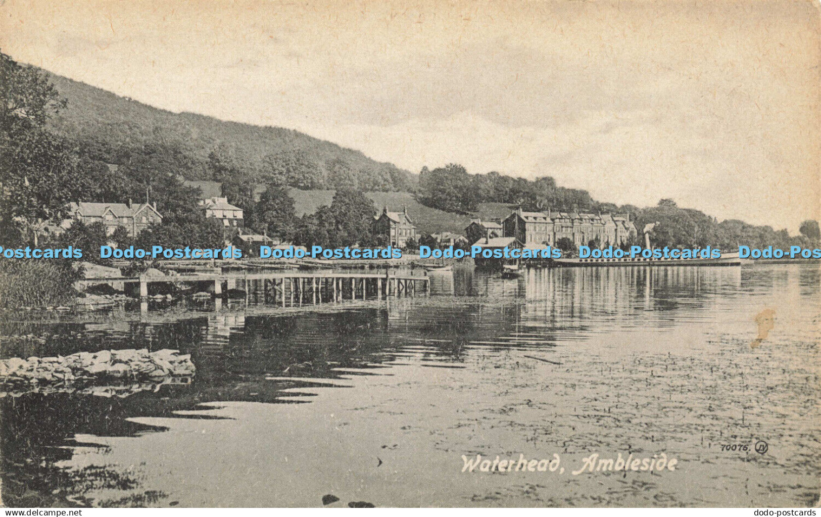 R598389 Ambleside Waterhead Valentines Series