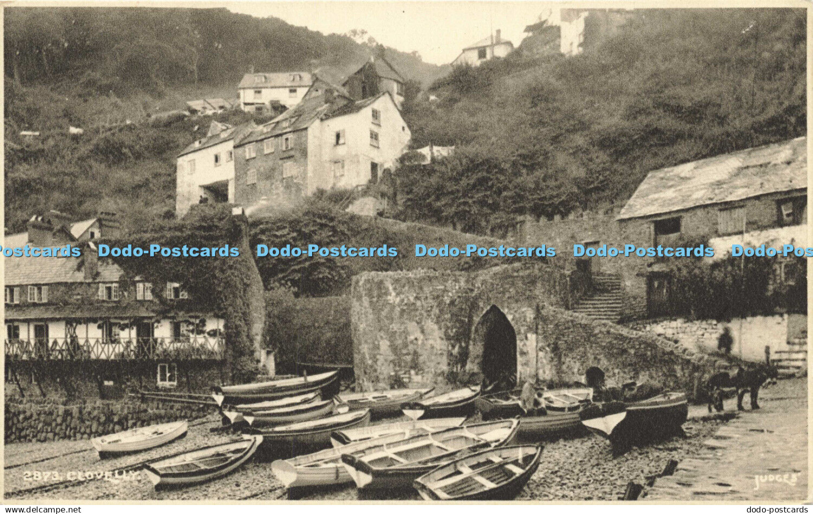 R623190 2873 Clovelly Judges