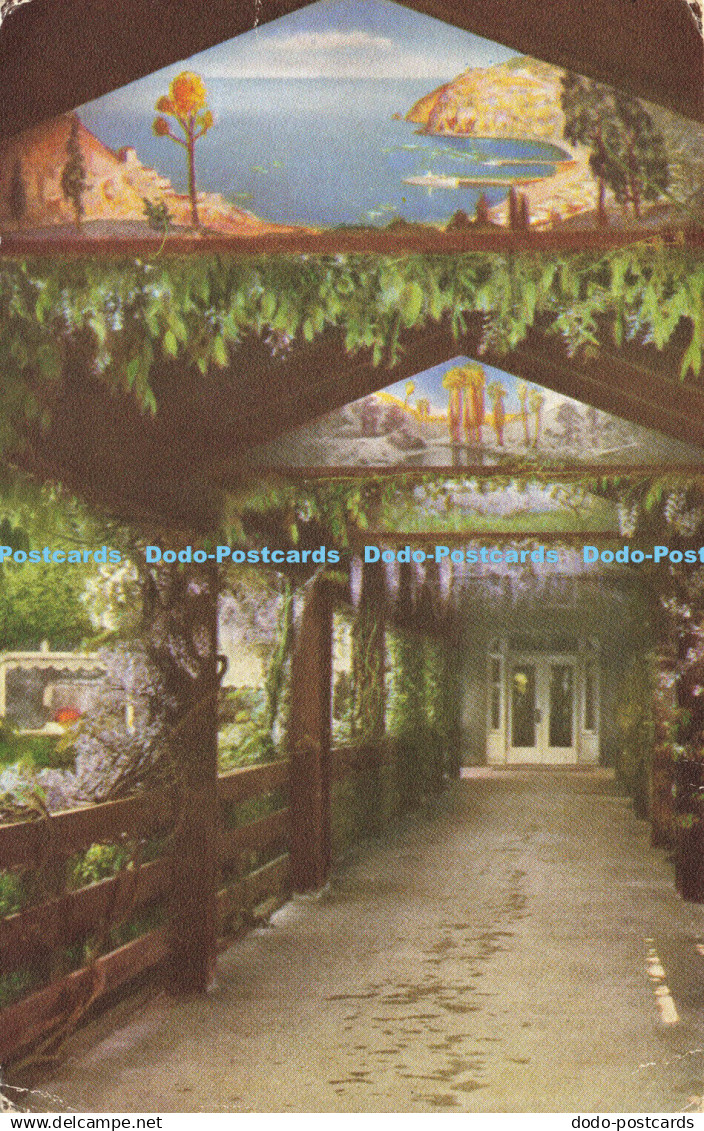 R623602 Picture Bridge spans lovely Japanese Gardens of Huntington Hotel in Pasa