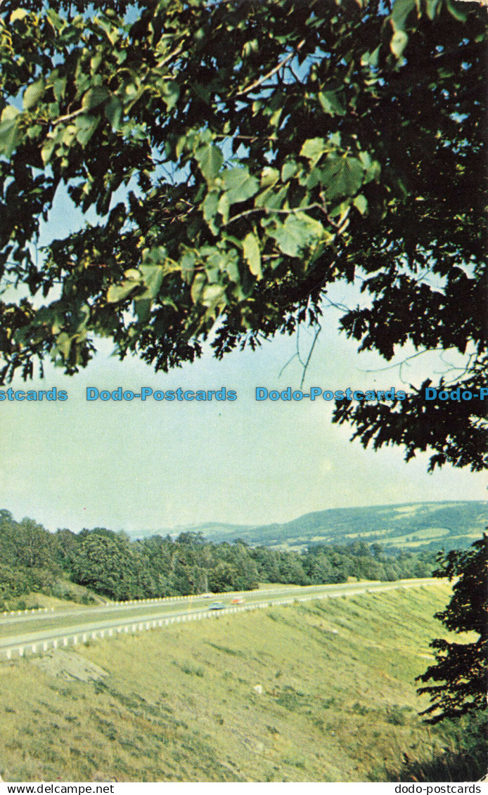 R624723 New York State Thruway. Beautiful Thruway scene in Utica Area. Carhart P