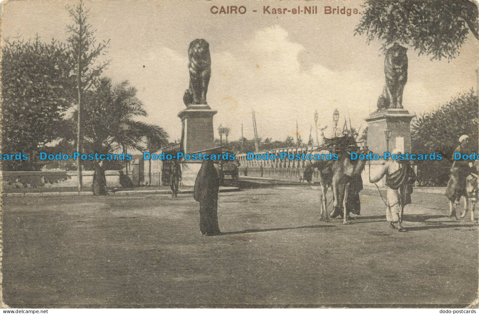 R632178 Cairo. Kasr el Nil Bridge. The Cairo Post Card Trust. Serie. 597