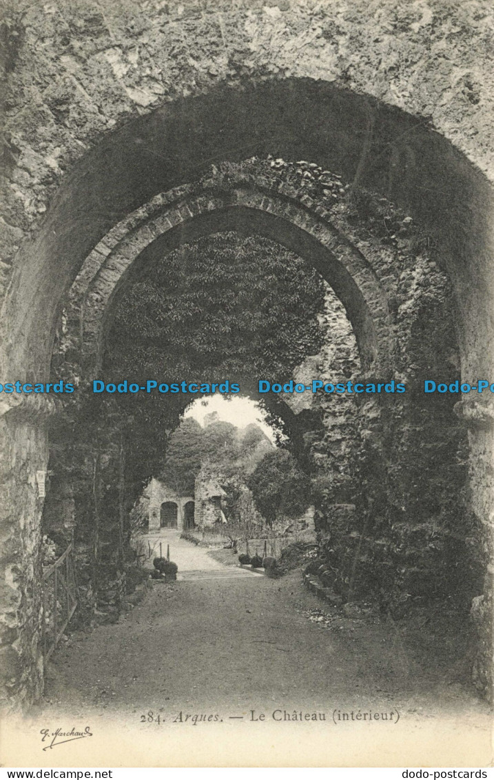 R642786 Arques. Le Chateau. Interieur. Postcard