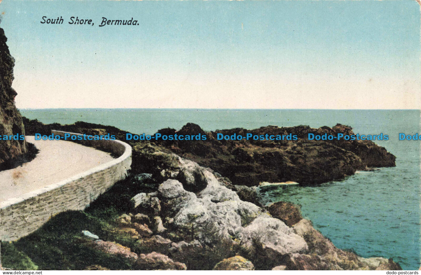 R679569 Bermuda. South Shore. Yankee Store and Bermuda Drug. No. 22
