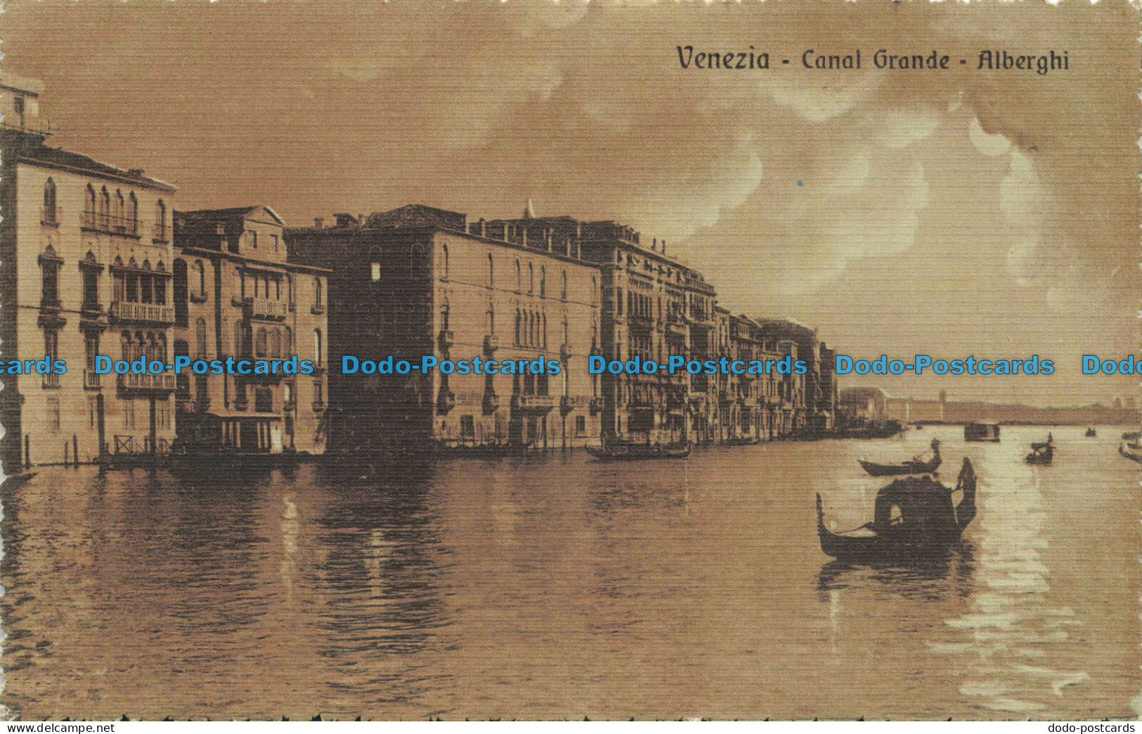 R679913 Venezia. Canal Grande. Alberghi