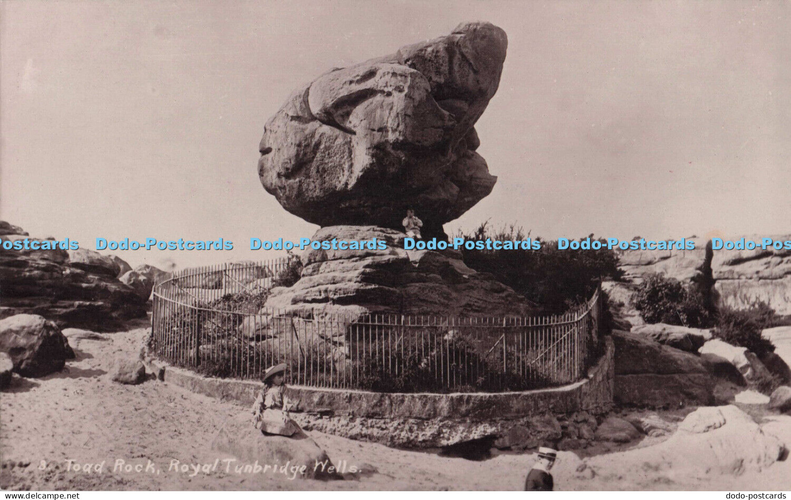 R695380 Royal Tunbridge Wells. Toad Rock. H. Camburn. Wells Series. RP