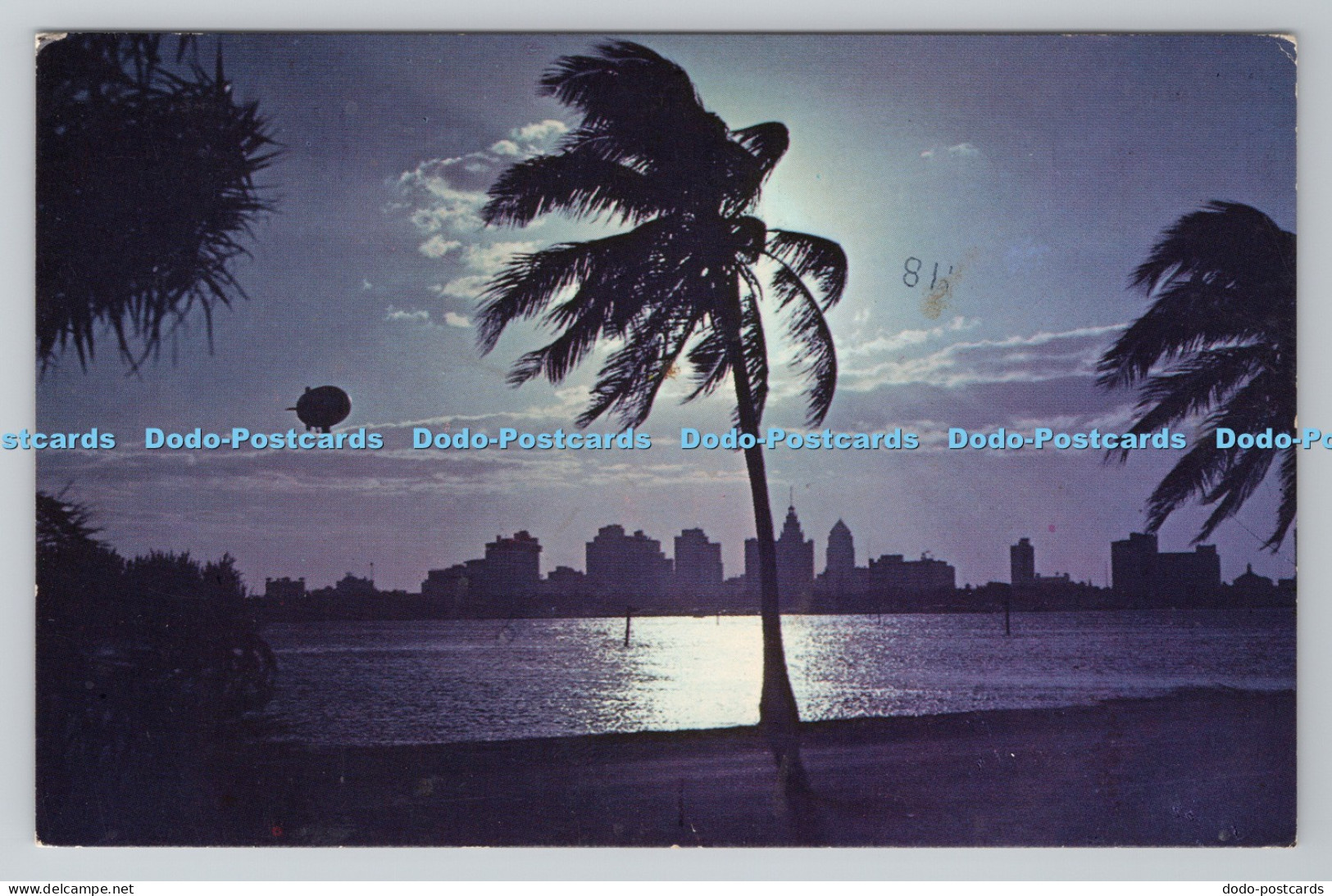 R782478 Moon Over Miami PM Miami Beach 1981