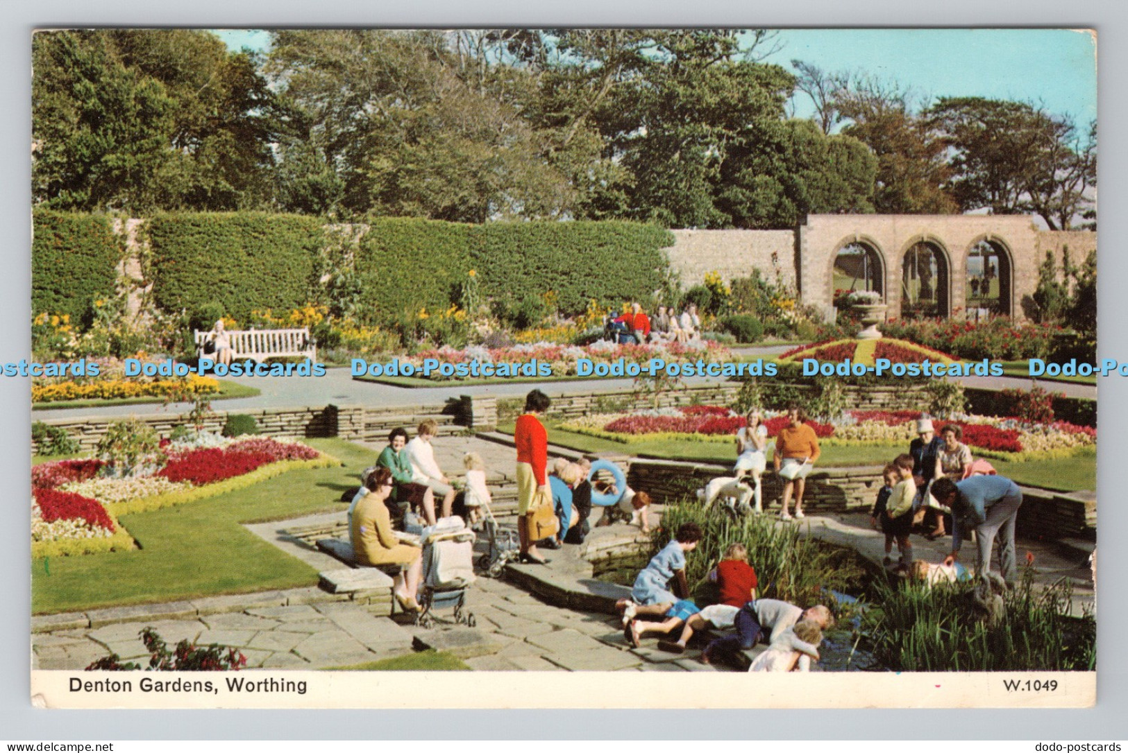 R785596 Worthing Denton Gardens E T W Dennis Scarborough PM Worthing 1974