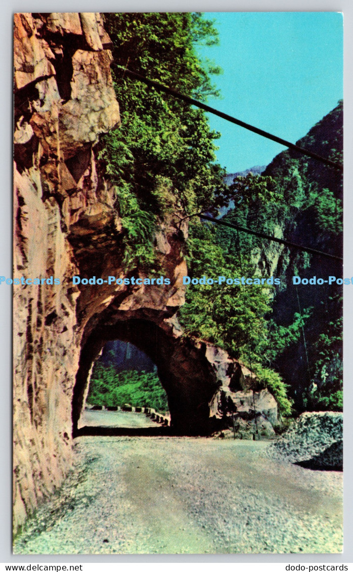 R821098 Taiwan Taruko Gorge