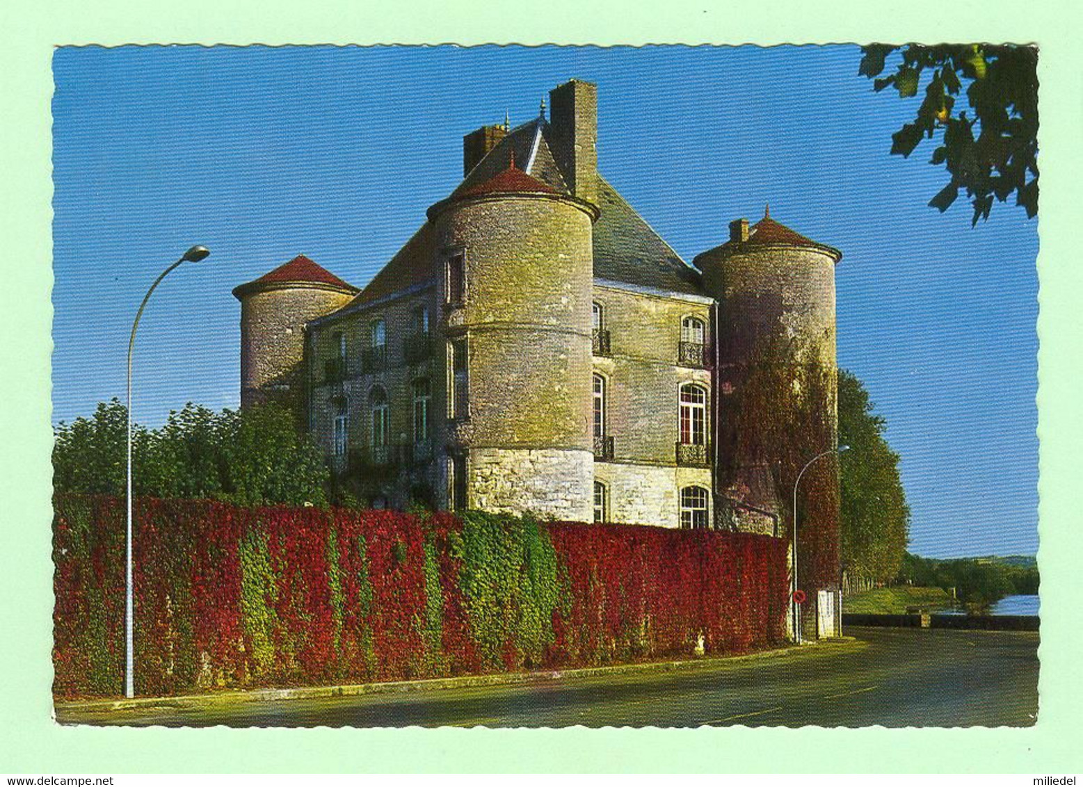 R831 - PEYREHORADE -