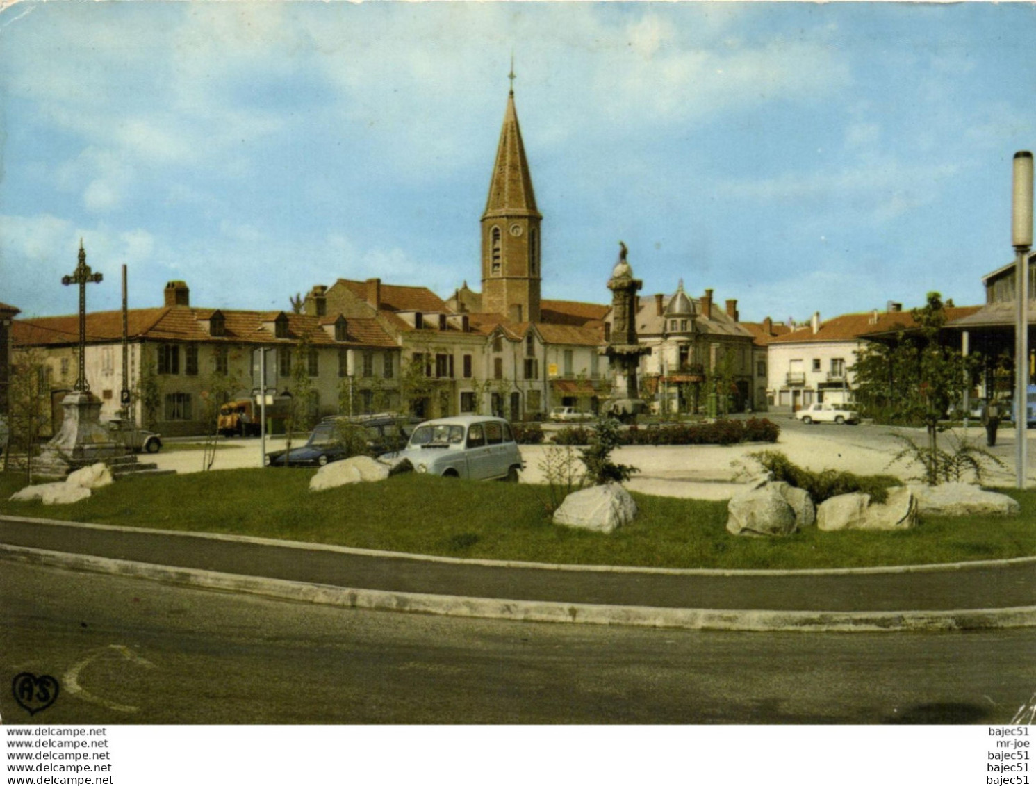 Rabastens de Bigorre - la place centrale
