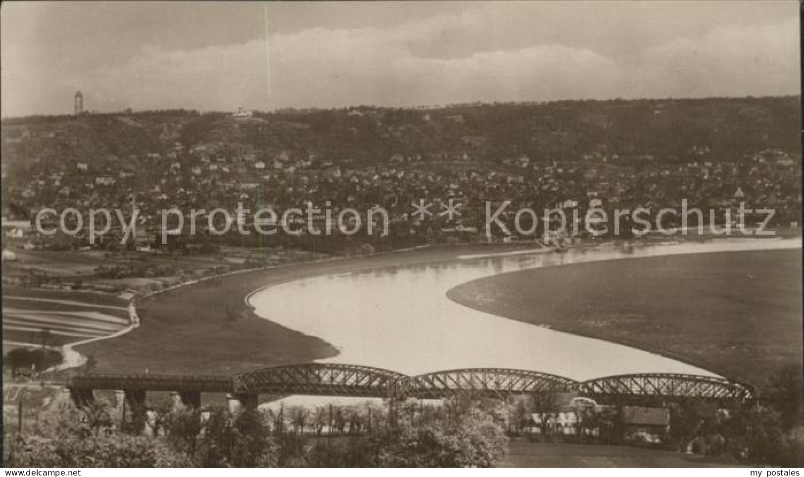 Radebeul Panorama mit Elbbruecke