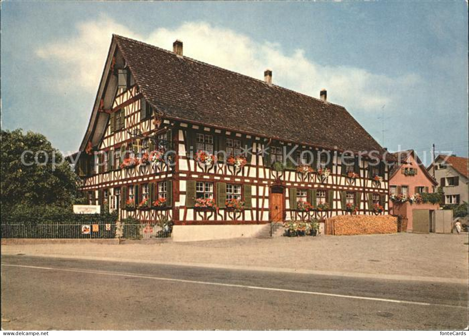 Rafz Gasthaus zum goldenen Kreuz