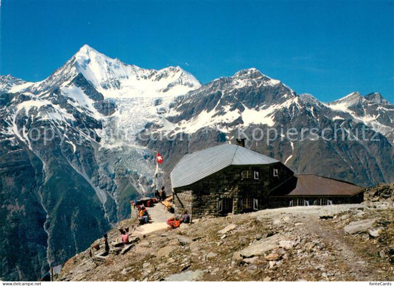 Randa Domhuette mit Weisshorn