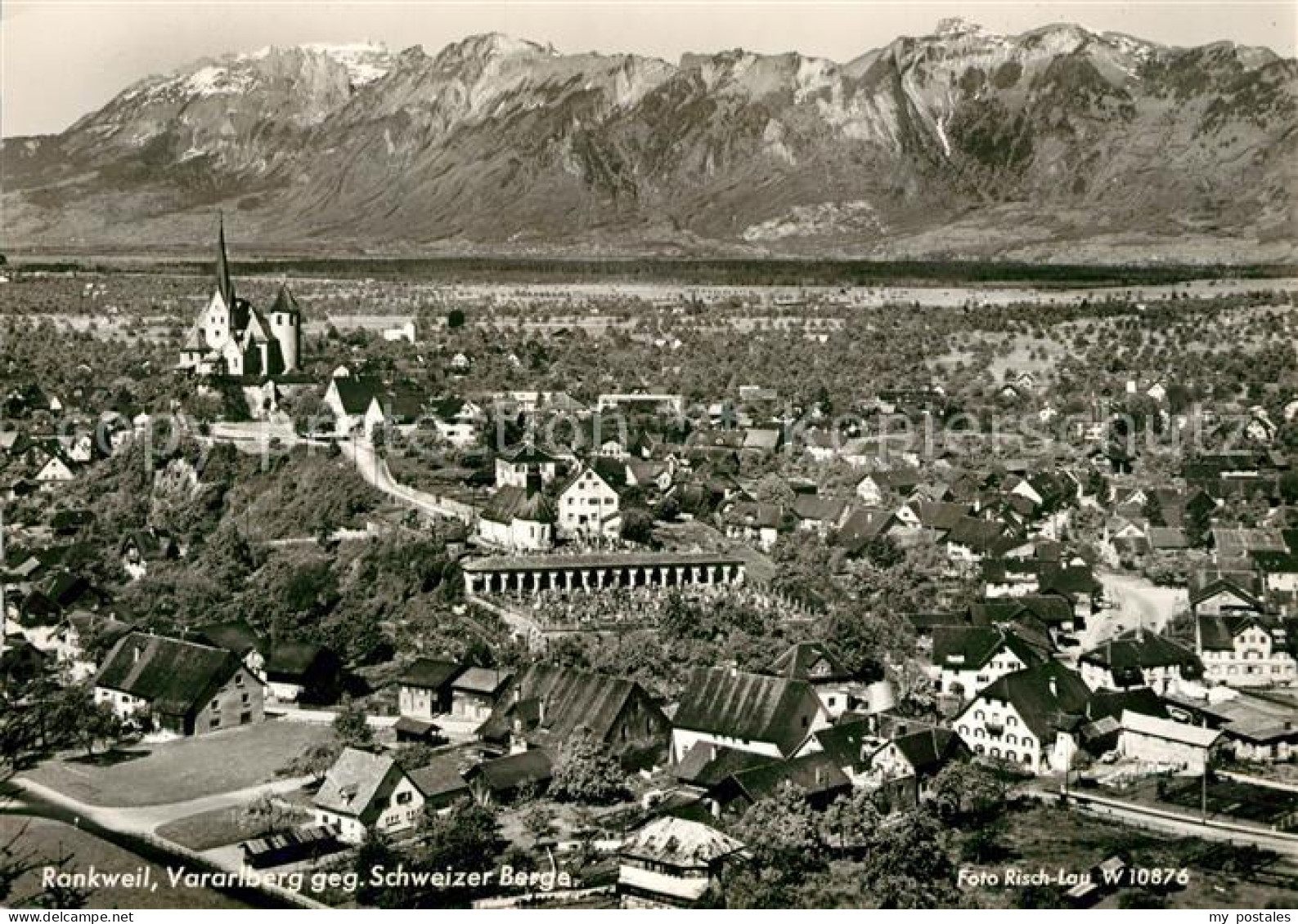 Rankweil Vorarlberg Stadtpanorama Blick gegen Schweizer Berge
