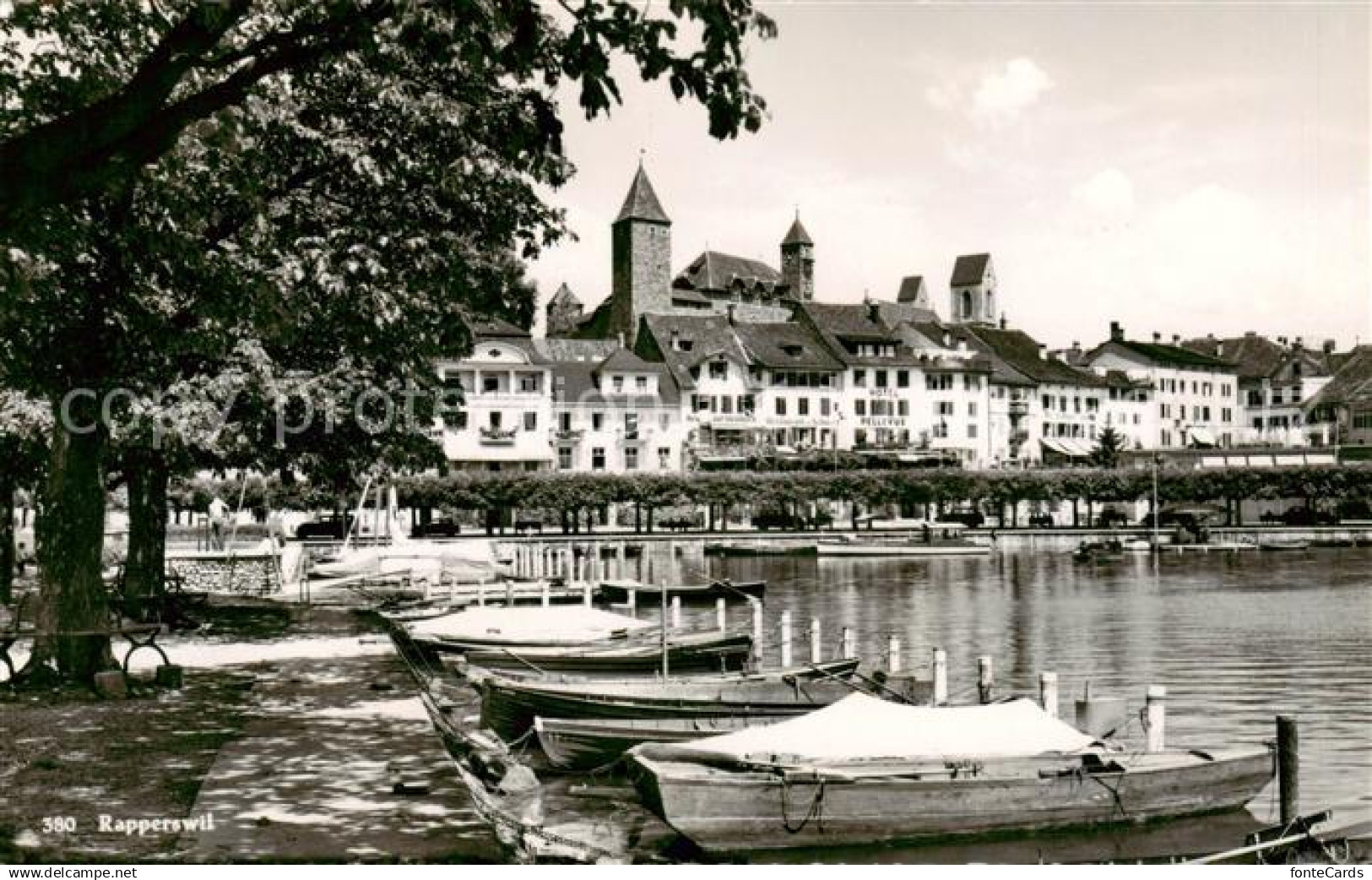 Rapperswil -Jona Rapperswyl Zuerichsee SG Uferpartie am See Bootsanleger