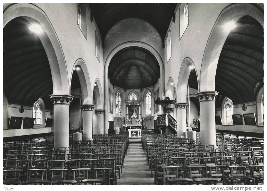 Ravels :  binnenzicht kerk St. Servatius  ( groot formaat   )