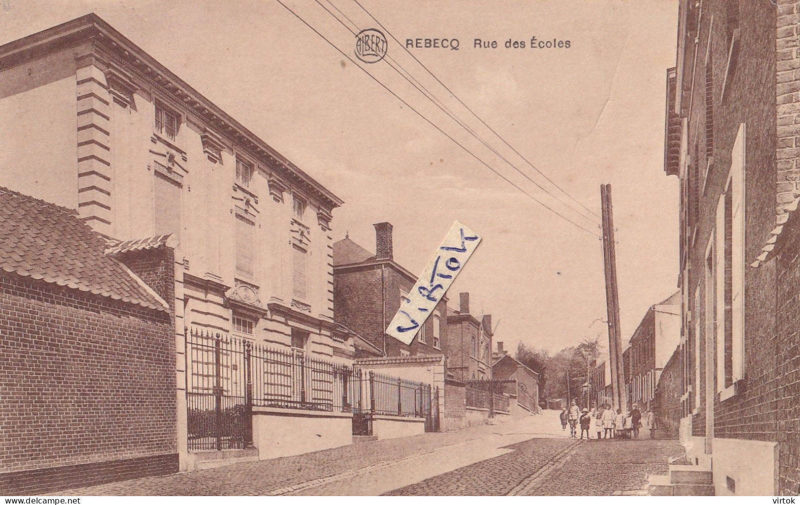REBECQ :  rue des écoles