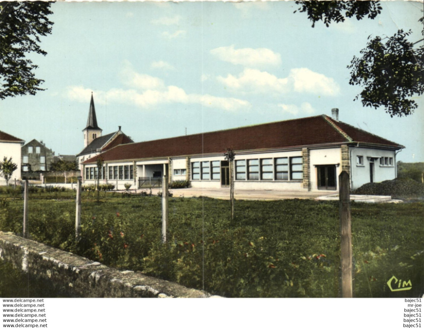 Réchicourt le château - les écoles et l'église