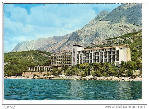 ref 09 : cpsm Yougoslavie JYROCAABNJA Tucepi hotel Jadran (Makarska 1965)