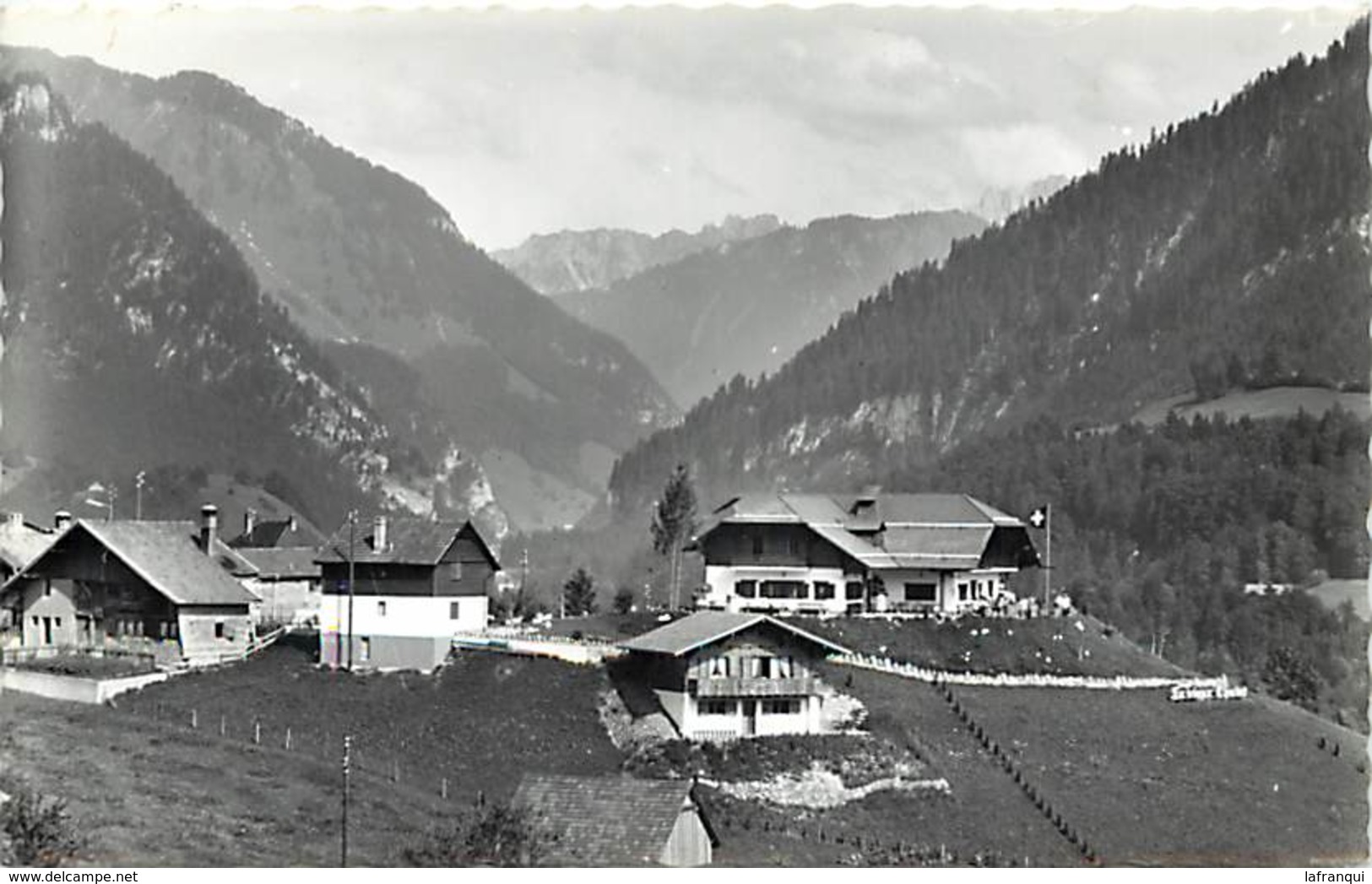 ref G568- le vieux chalet a cresuz et les gastlosen    - suisse - carte bon etat  -