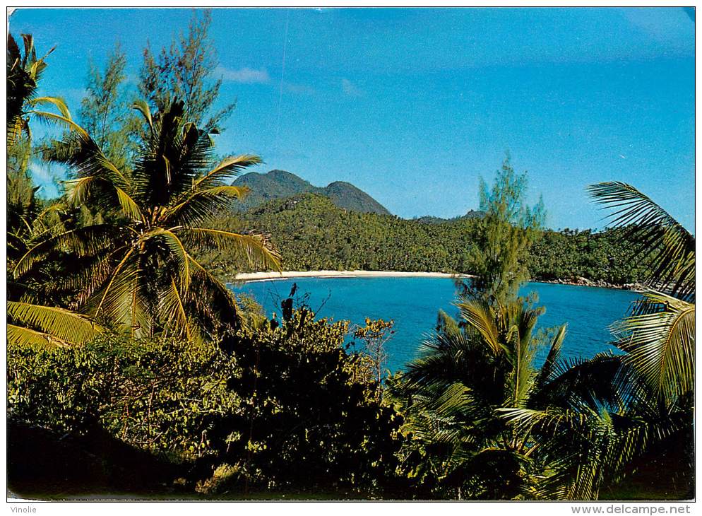 réf : TO-13-1086 : Seychelles