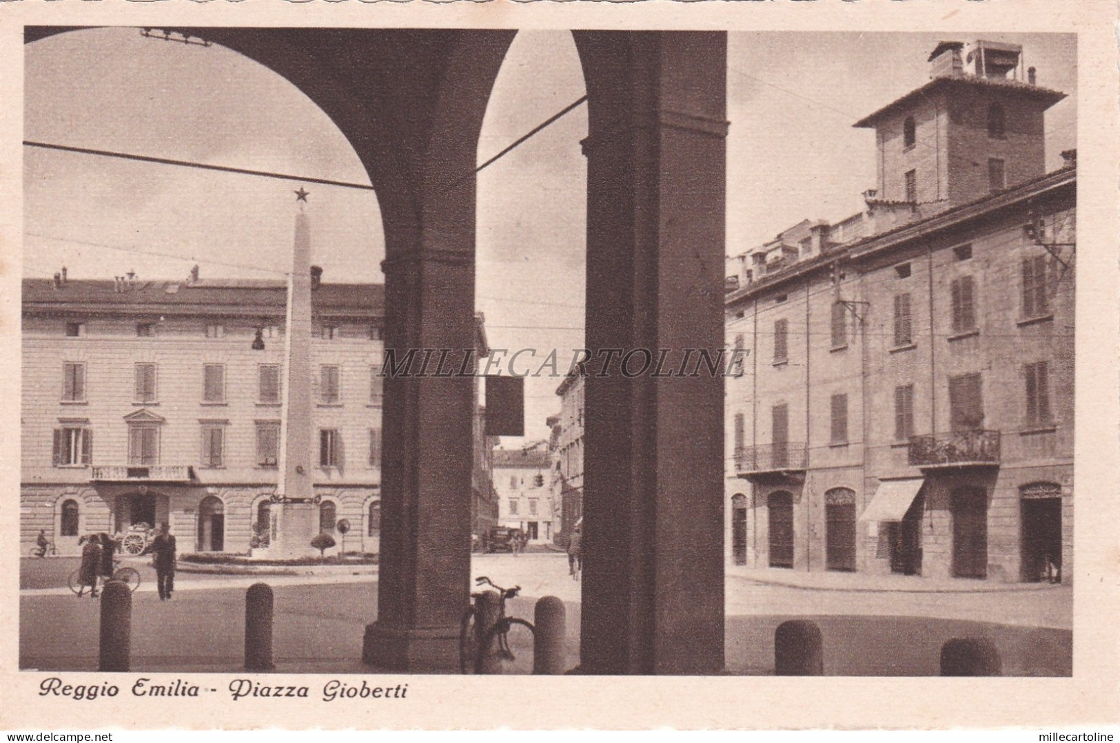 REGGIO EMILIA - Piazza Gioberti