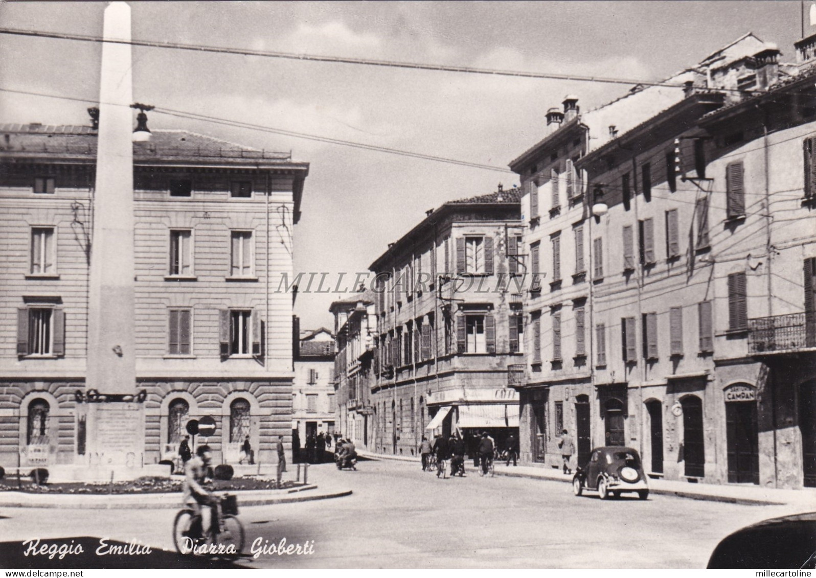 REGGIO EMILIA - Piazza Gioberti