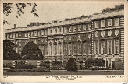 Grande Bretagne Great Britain CPA Hampton court Palace South front