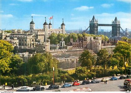 CPM The Tower of London and Tower Bridge