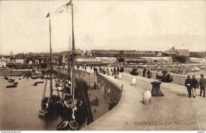 Grande Bretagne CPA Ramsgate East pier