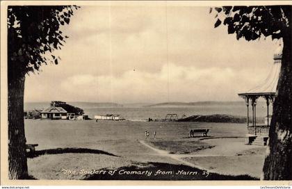 ENGLAND - Nairn - Souters - Cromarty - Beach - swings - cottages - bench - childrens - animé - ed M& L - Carte Postale