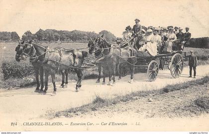 CPA ILES DE LA MANCHE CHANNEL ISLANDS EXCURSION CARS (ATTELAGE