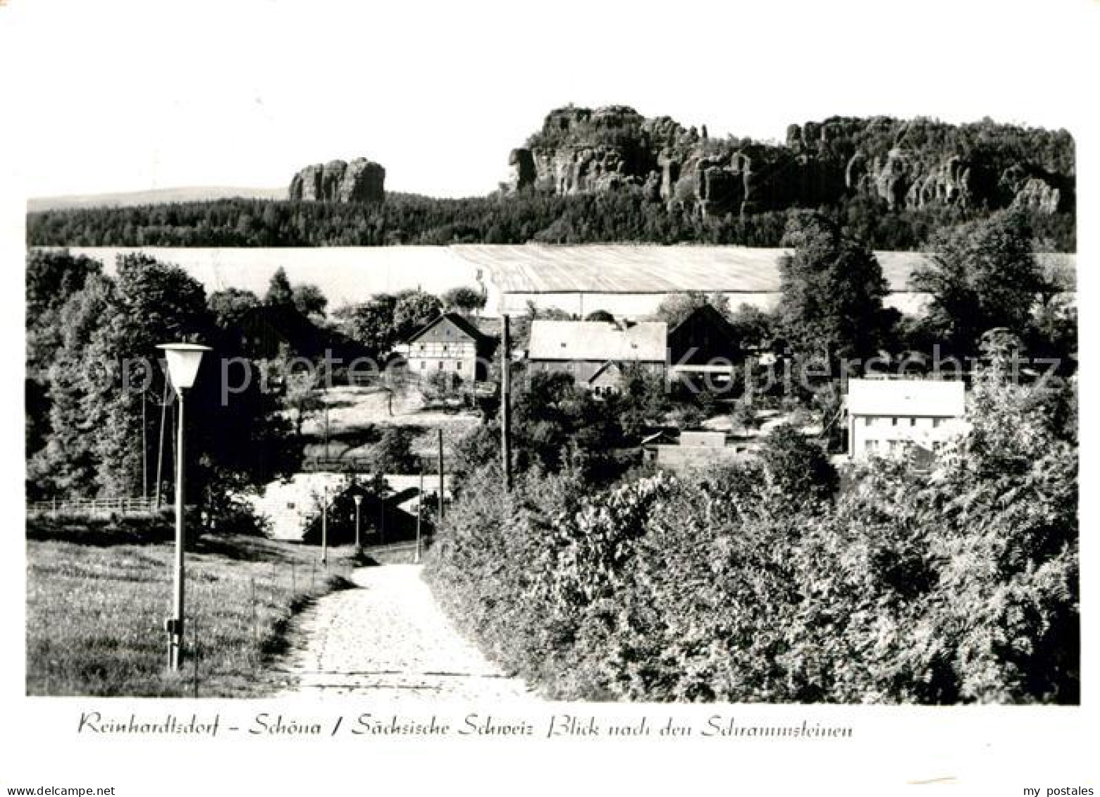 Reinhardtsdorf-Schoena Blick nach den Schrammsteinen