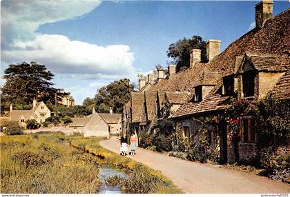 uk45195 arlington row bibury gloucestershire  uk